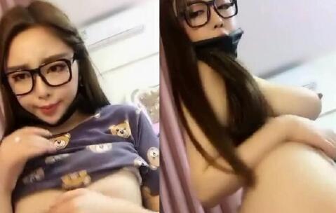 推荐宅男女神超高人气童颜巨乳主播三胖